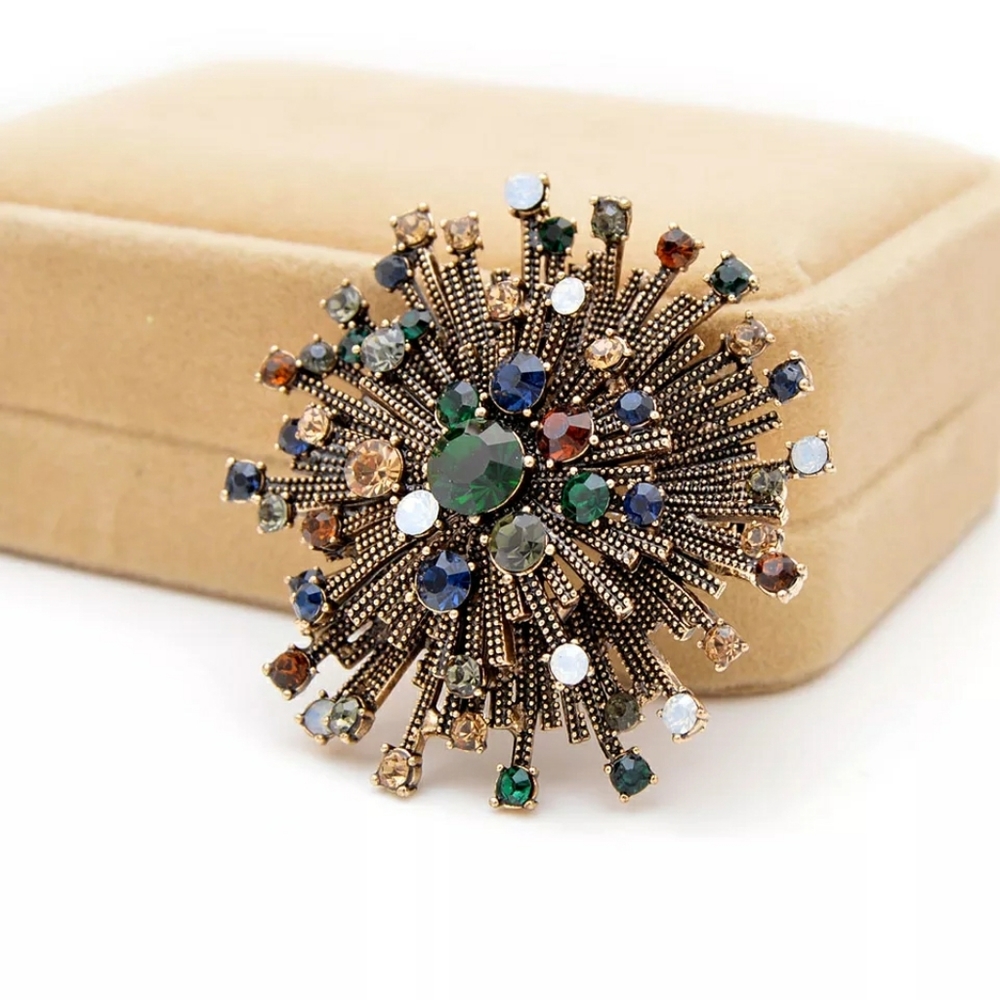 Brooch - Picture 4 of 4